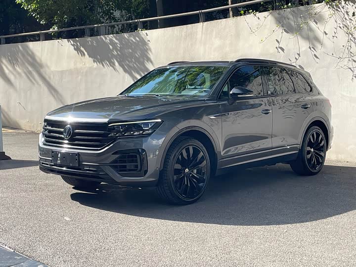 Volkswagen Touareg, 2022 — купить в Саратове под ключ