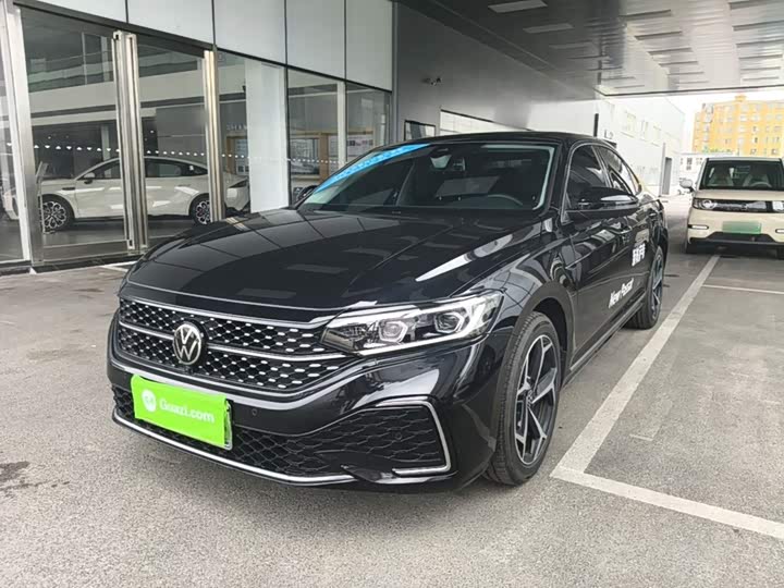 Volkswagen Passat, 2025 — купить в Санкт-Петербурге под ключ