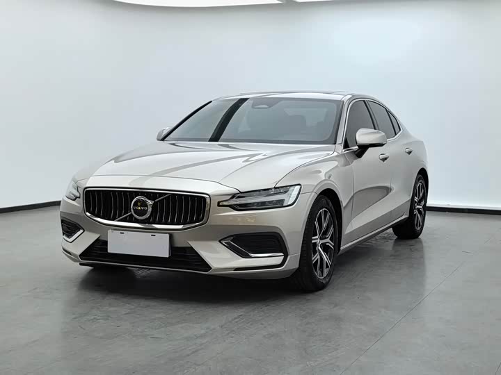 Volvo S60, 2022 — купить в Тамбове под ключ