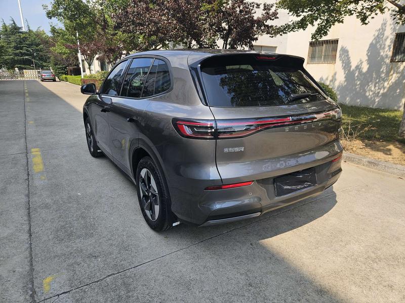 Geely Galaxy E5, 2025 — фото 5 из 12