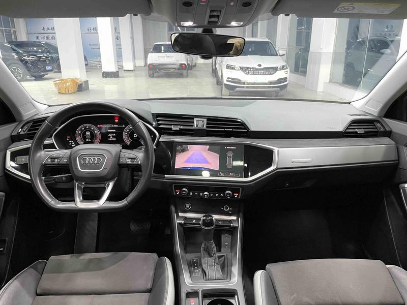 Audi Q3, 2022 — фото 9 из 12