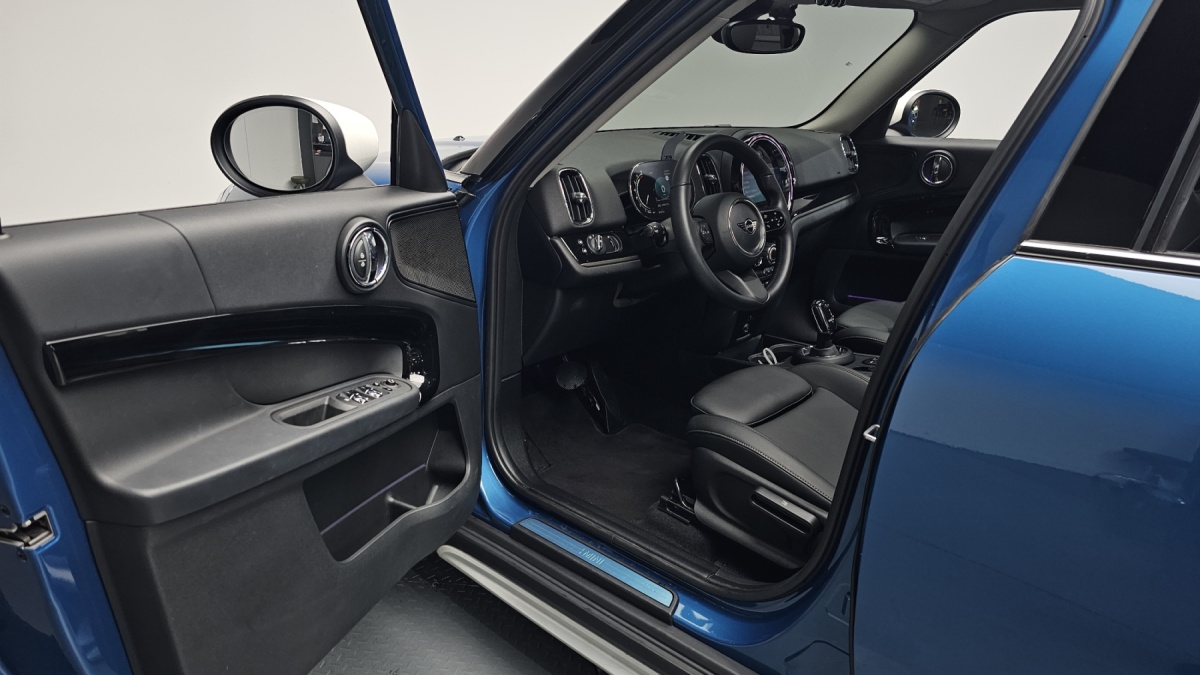 Mini Countryman, 2021 — фото 10 из 12
