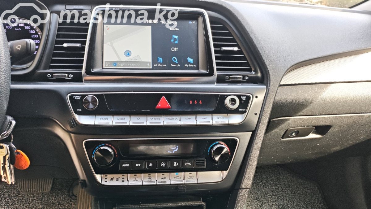 Hyundai Sonata, 2023 — фото 8 из 12