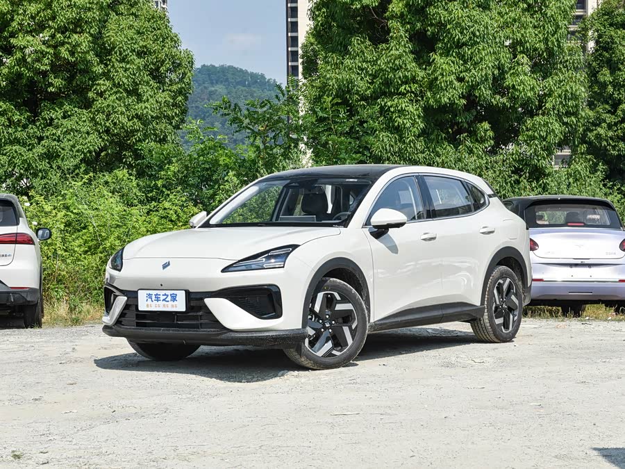 Baojun Yunhai, 2026 — купить в Москве под ключ