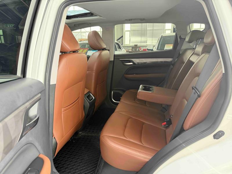 Geely Vision X6, 2022 — фото 11 из 12