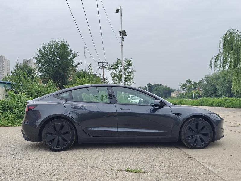 Tesla Model 3, 2024 — фото 8 из 11