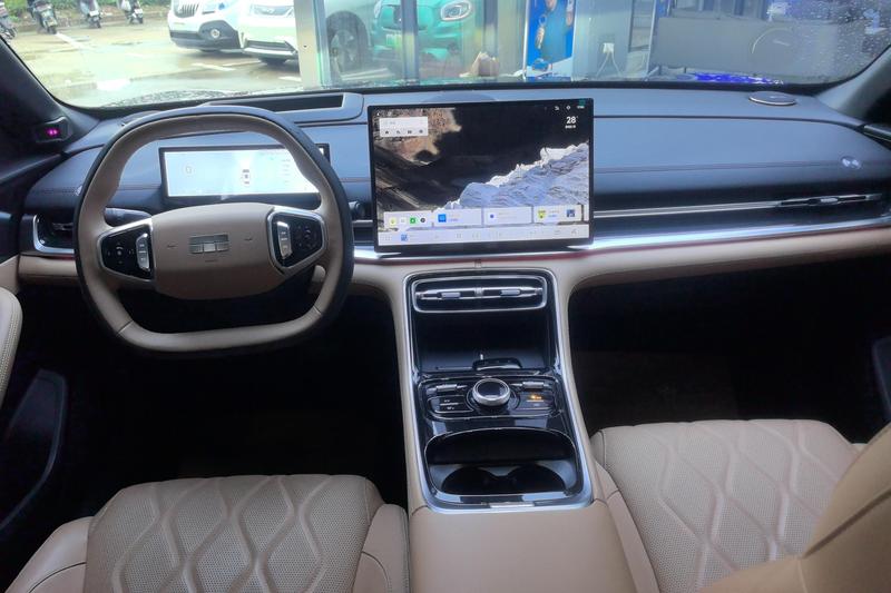 Geely Galaxy A7, 2025 — фото 10 из 12