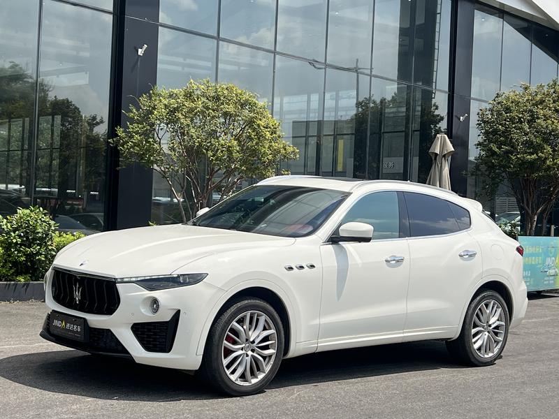 Maserati Levante, 2022 — купить в Уфе под ключ