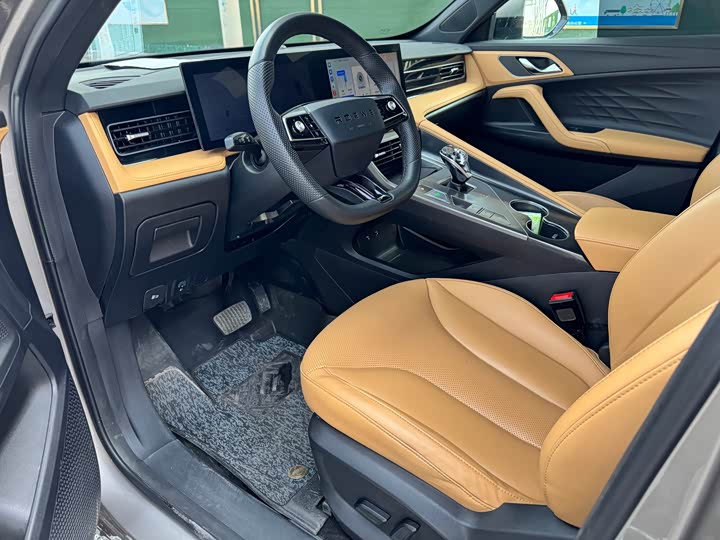 Roewe RX5, 2022 — фото 4 из 9