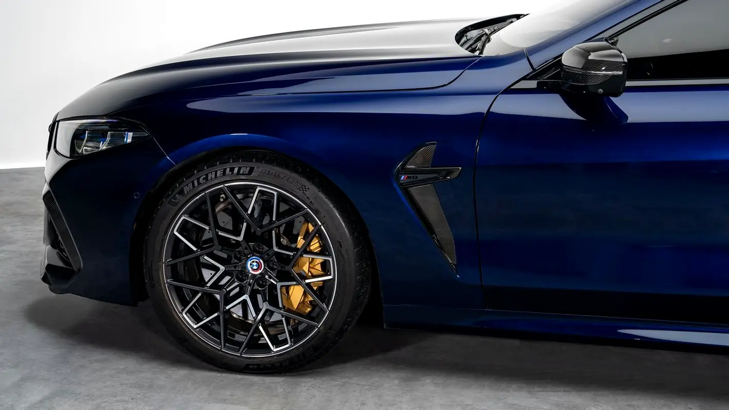 BMW M8, 2023 — фото 4 из 10