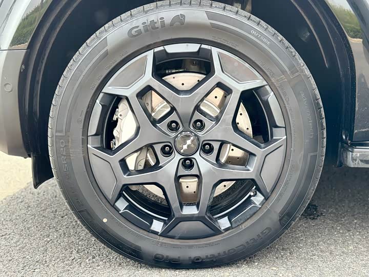 BYD FangChengBao Titanium 7 (Tai 7), 2025 — фото 6 из 9