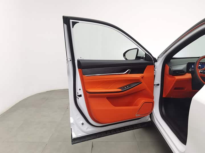 Dongfeng Aeolus L7, 2025 — фото 8 из 9
