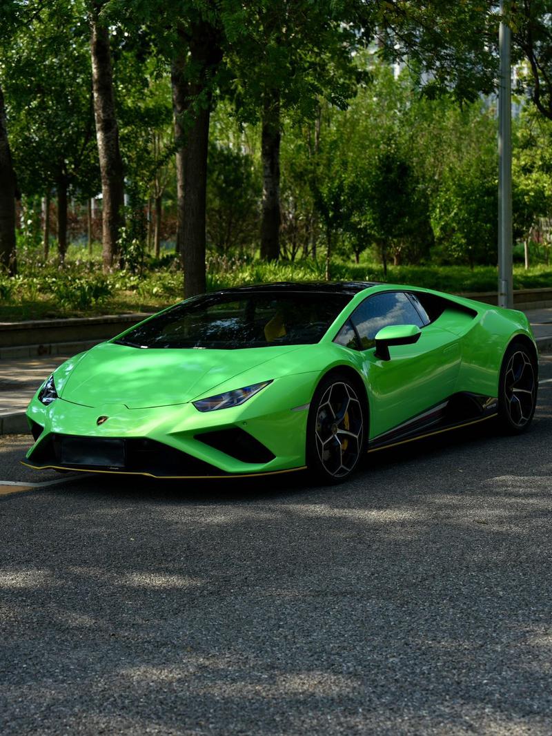 Lamborghini Huracán, 2022 — купить в Туле под ключ