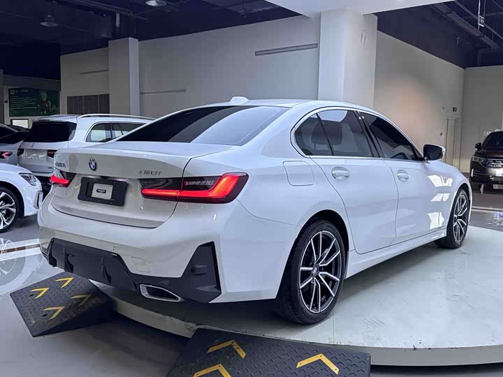 BMW 3 Series, 2023 — фото 6 из 9