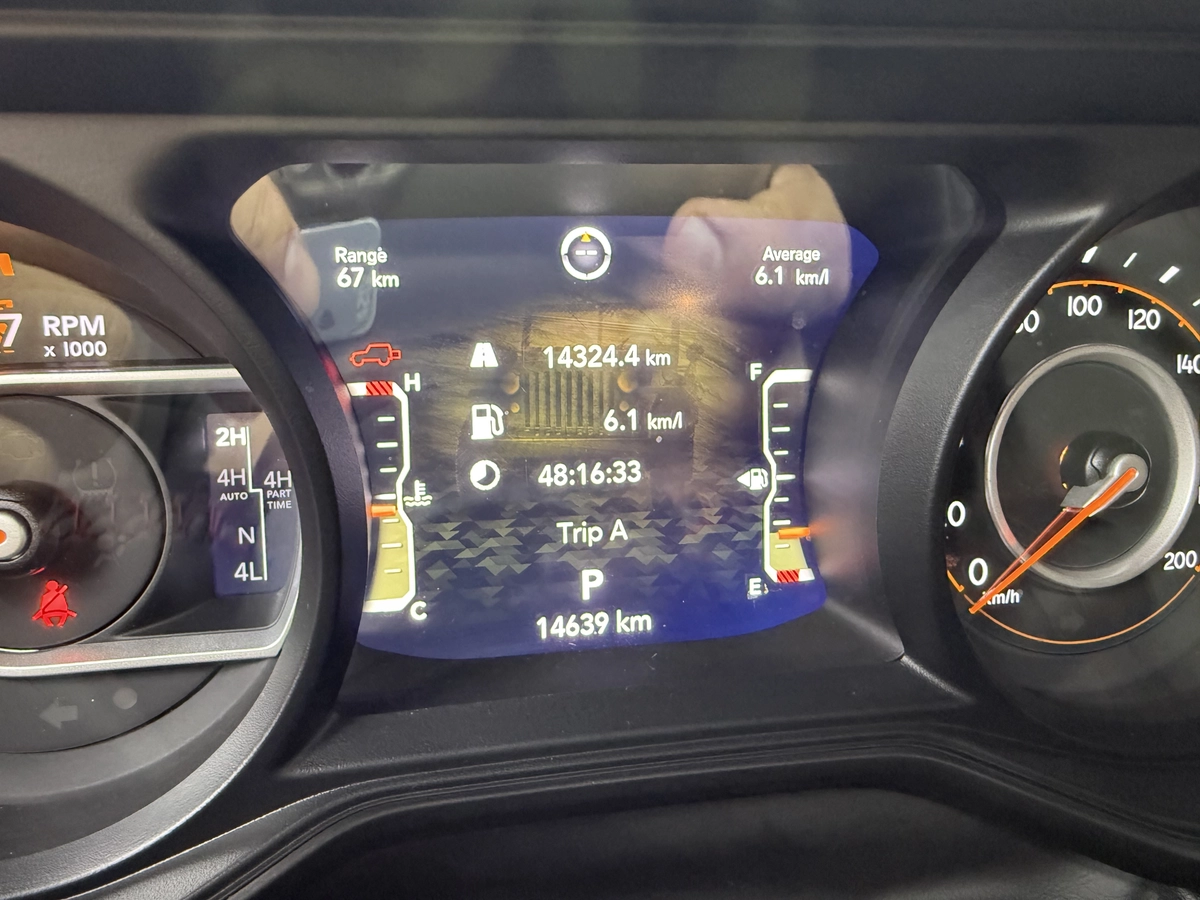 Jeep Wrangler, 2024 — фото 9 из 12