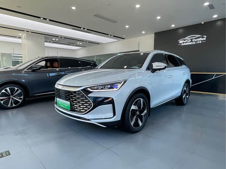 BYD Tang Hybrid/EV, 2023 — купить в Москве под ключ