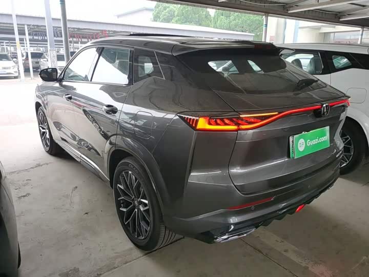 Changan UNI-Z Hybrid, 2026 — фото 5 из 9