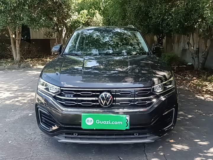 Volkswagen Tayron GTE Hybrid, 2022 — фото 3 из 9