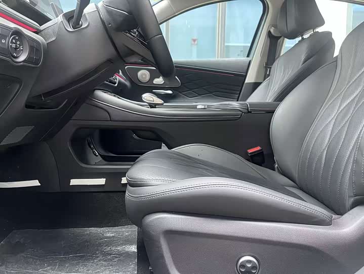 Chery Arrizo 8 Pro, 2024 — фото 8 из 9