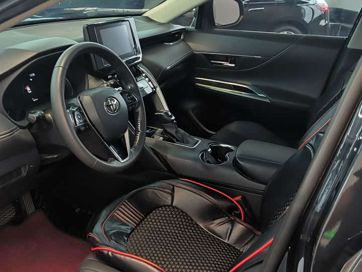 Toyota Harrier, 2022 — фото 7 из 9
