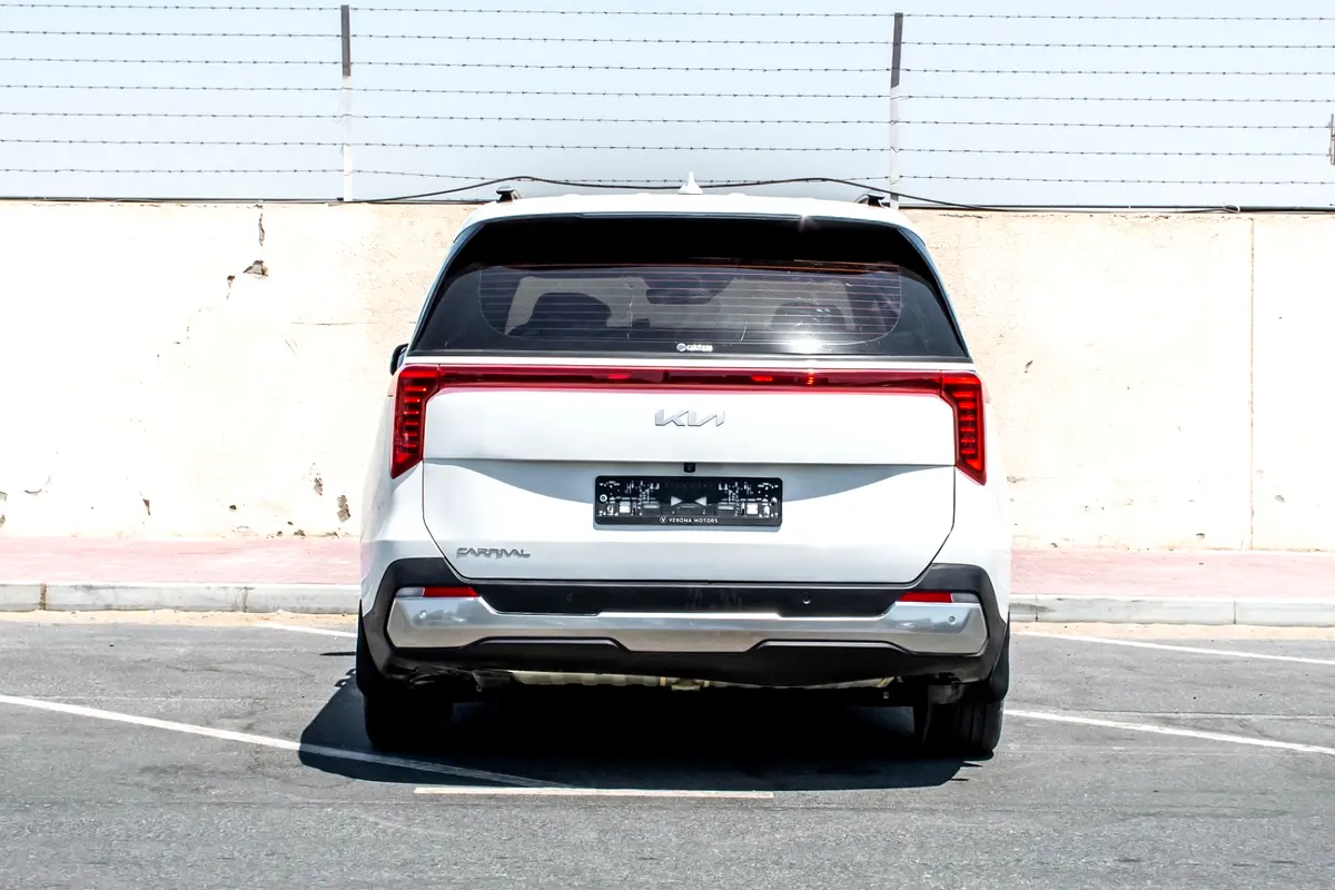 Kia Carnival, 2025 — фото 7 из 10