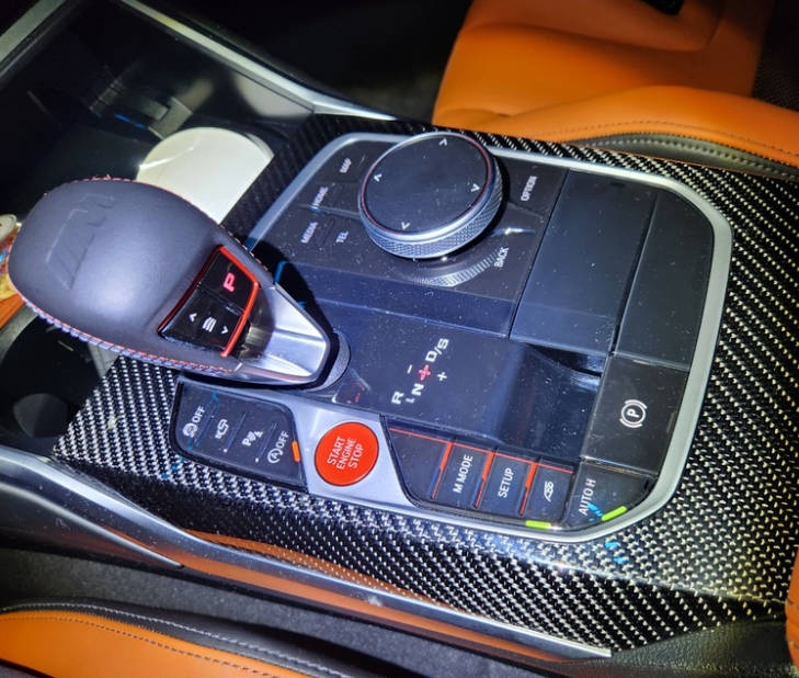 BMW M4, 2024 — фото 9 из 11
