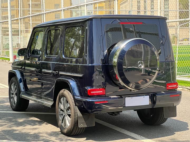 Mercedes-Benz G-Class, 2023 — фото 4 из 9