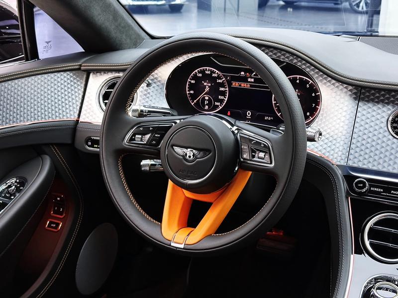Bentley Continental GT, 2023 — фото 10 из 12