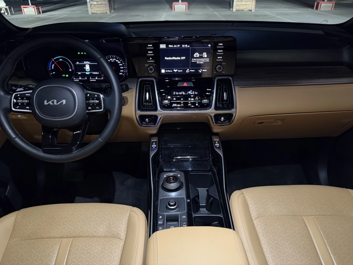 Kia Sorento, 2022 — фото 12 из 12