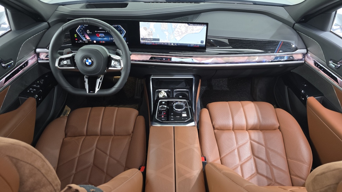 BMW 7 Series, 2025 — фото 6 из 12