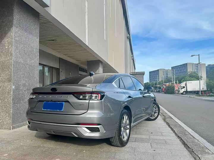 Ford Mondeo, 2023 — фото 5 из 9
