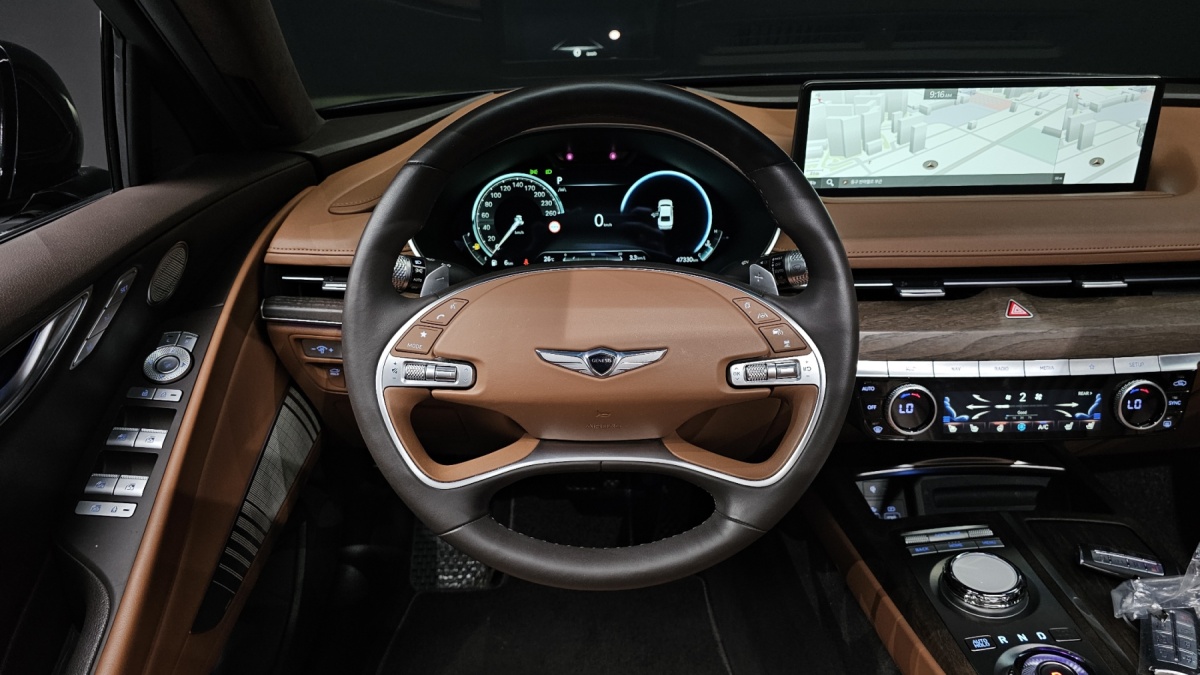 Genesis G80, 2023 — фото 12 из 12