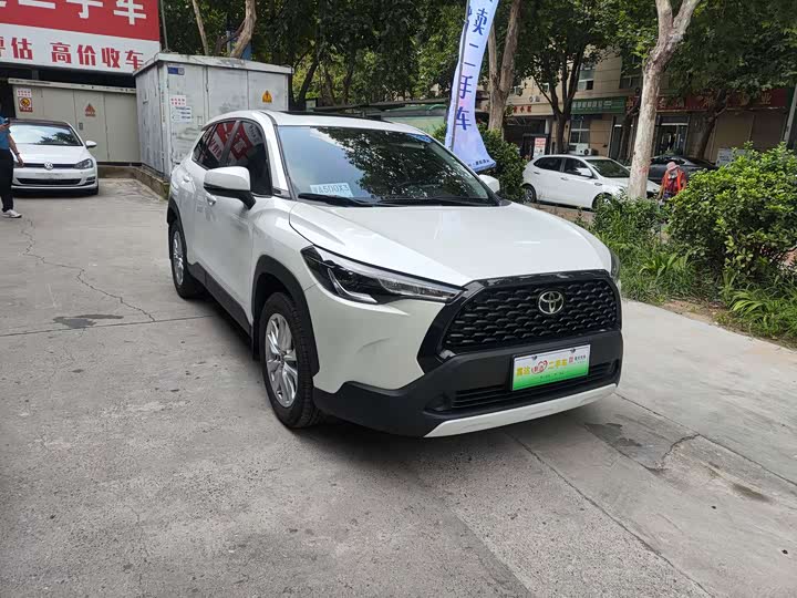 Toyota Corolla Cross, 2024 — фото 3 из 9
