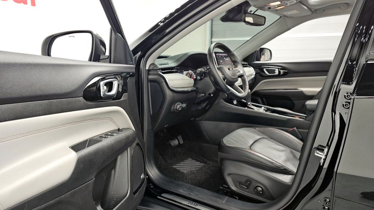 Jeep Compass, 2022 — фото 11 из 12