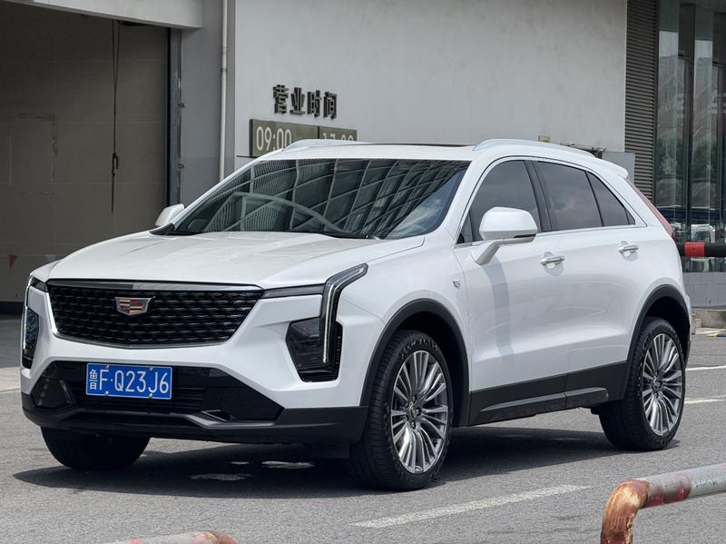 Cadillac XT4, 2023 — купить в Перми под ключ