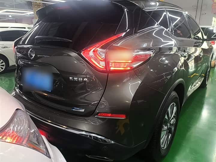 Nissan Murano, 2023 — фото 7 из 9