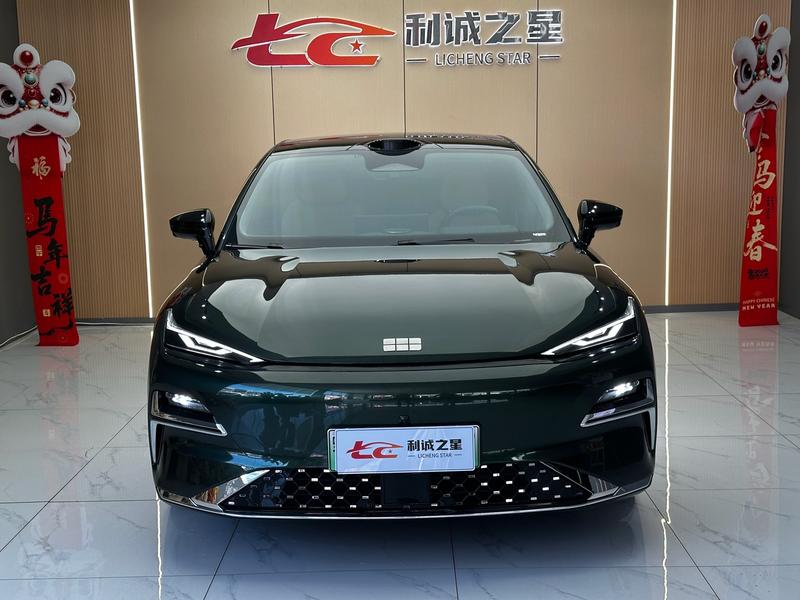 Geely Galaxy Starshine 8 EM-i, 2025 — фото 2 из 12