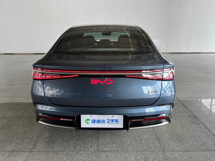 BYD Seal 07 DM-i Hybrid, 2024 — фото 8 из 9
