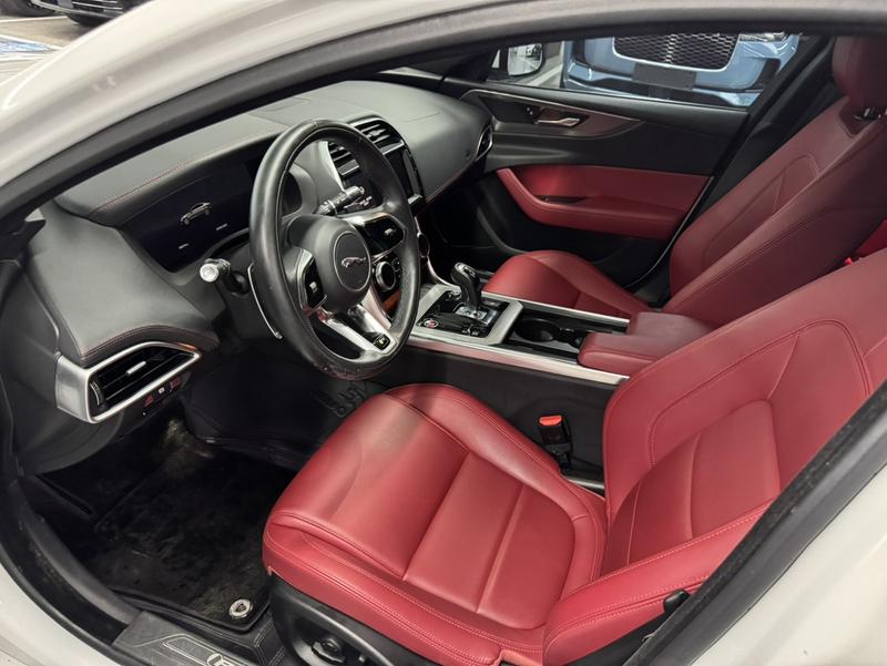 Jaguar XE L, 2023 — фото 10 из 12