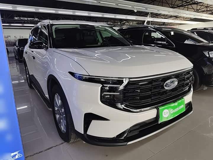 Ford Edge, 2023 — фото 4 из 9