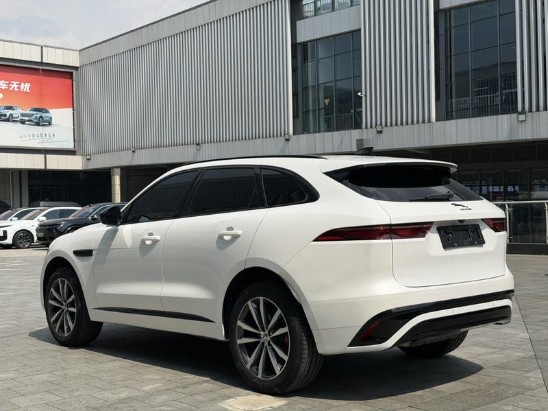 Jaguar F-Pace, 2024 — фото 5 из 12