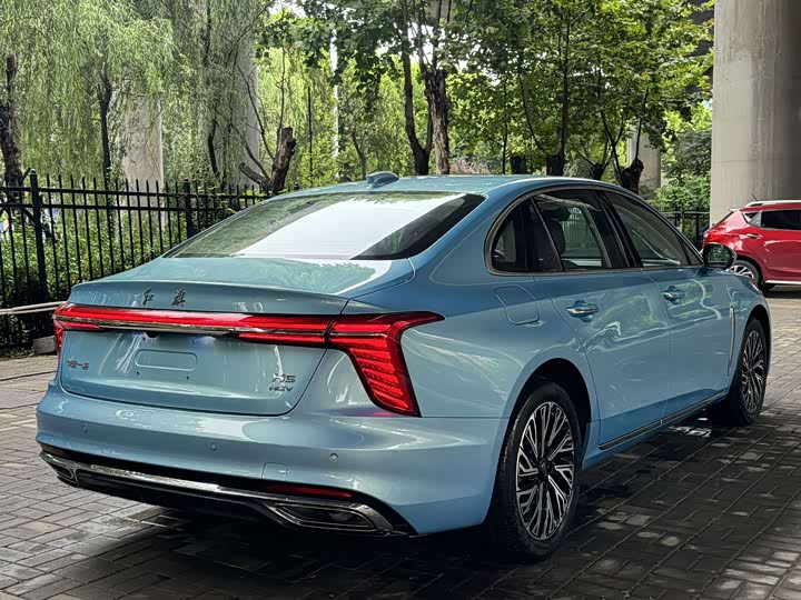 Hongqi H5, 2023 — фото 7 из 9