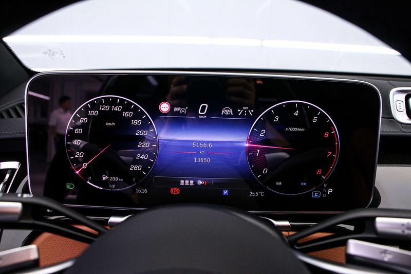 Mercedes-Benz Maybach S-Class, 2025 — фото 7 из 12