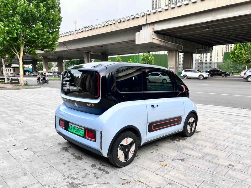 Baojun KiWi EV, 2021 — фото 6 из 9