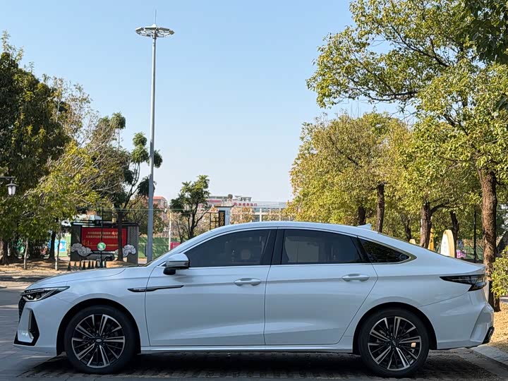 Chery Arrizo 8, 2025 — фото 4 из 9