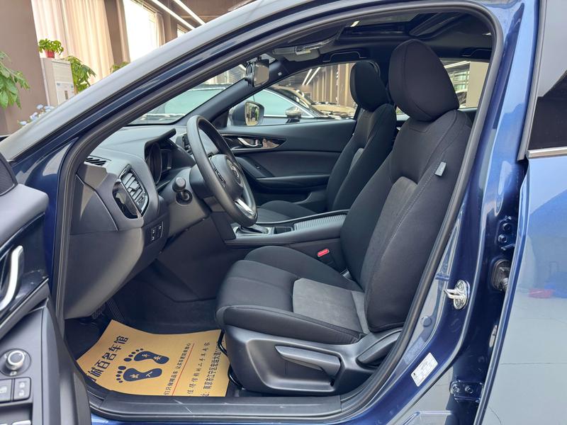 Mazda CX-4, 2021 — фото 8 из 10