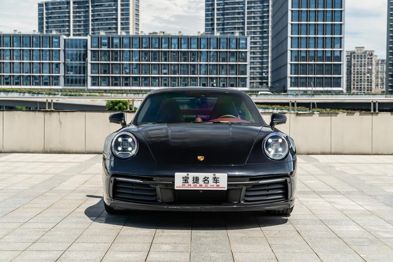 Porsche 911, 2023 — фото 2 из 12
