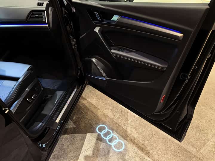 Audi Q5L, 2025 — фото 8 из 9