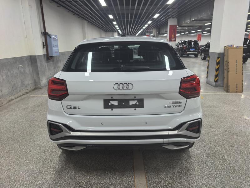 Audi Q2L, 2023 — фото 5 из 12