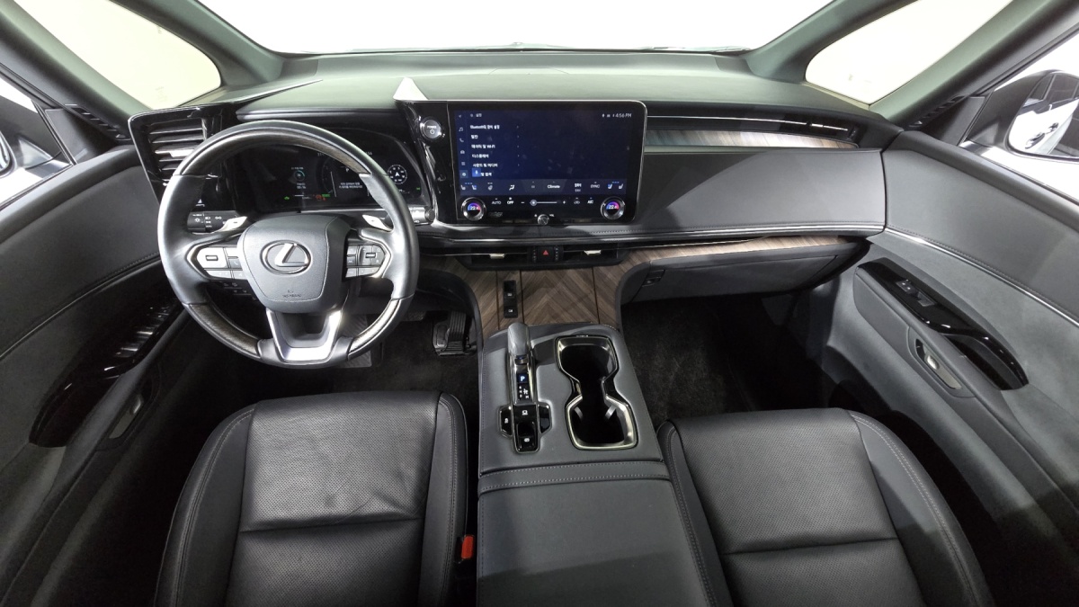 Lexus LM, 2024 — фото 6 из 12